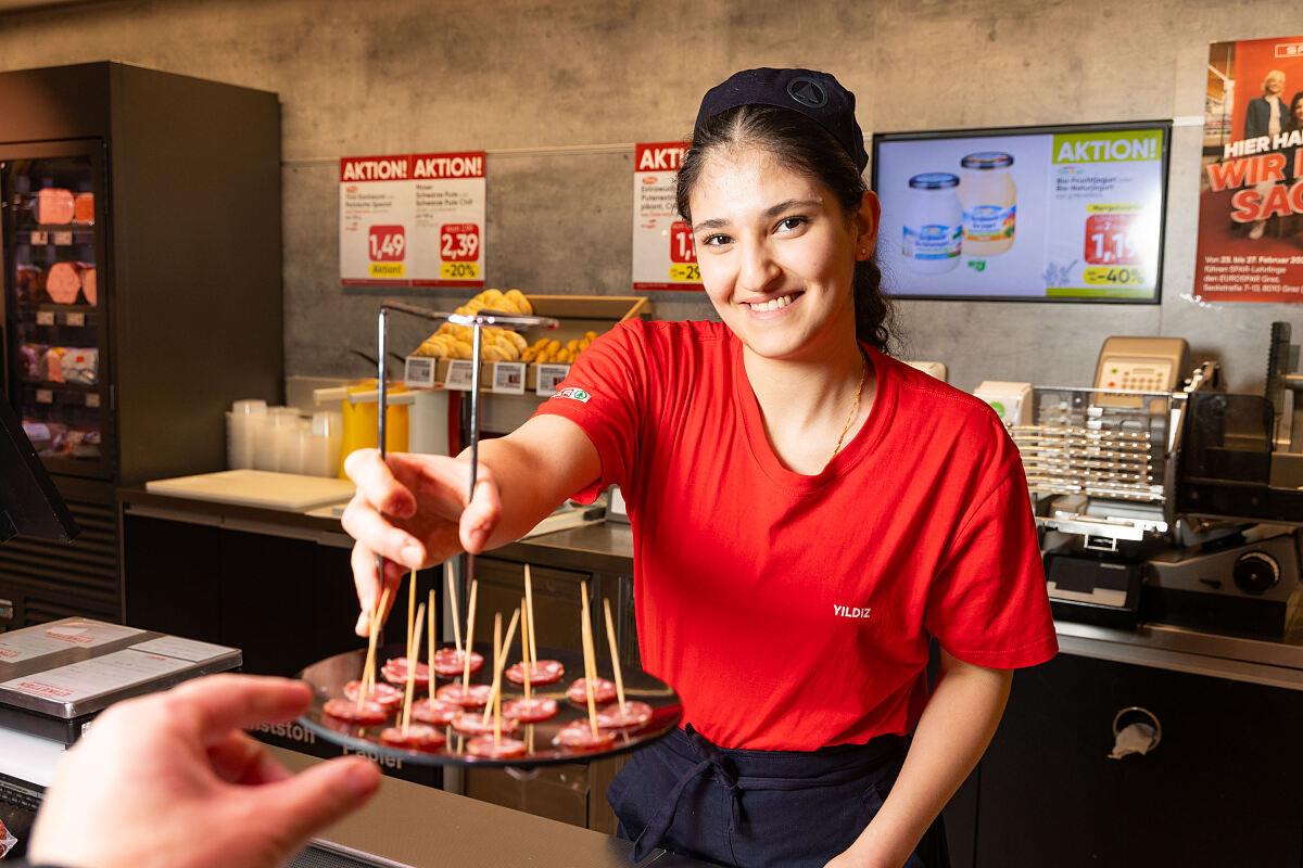 SPAR-Lehrlinge führen eine Filiale 3