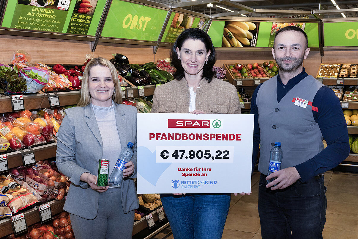 PR Foto SPAR Pfandspende Rettet das Kind 01neu