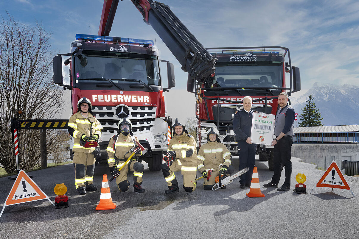 02 SPAR Pfandspende Feuerwehr Salzburg 02