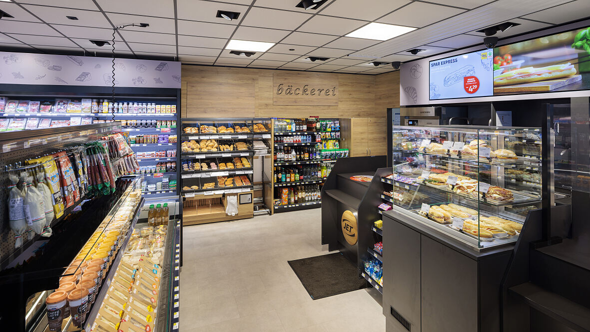 SPAR express und JET 2