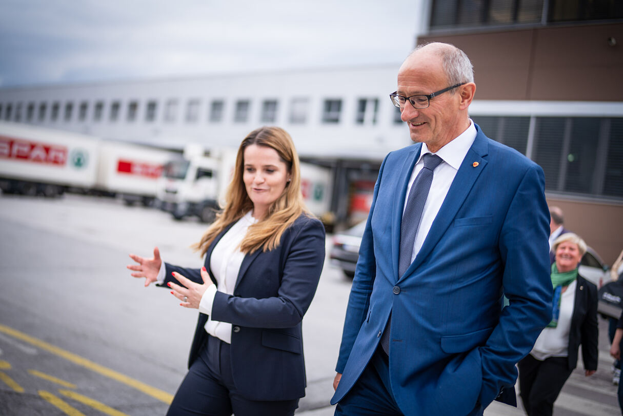 PR-Foto SPAR Patricia Sepetavc und Anton Mattle_FISCHLER