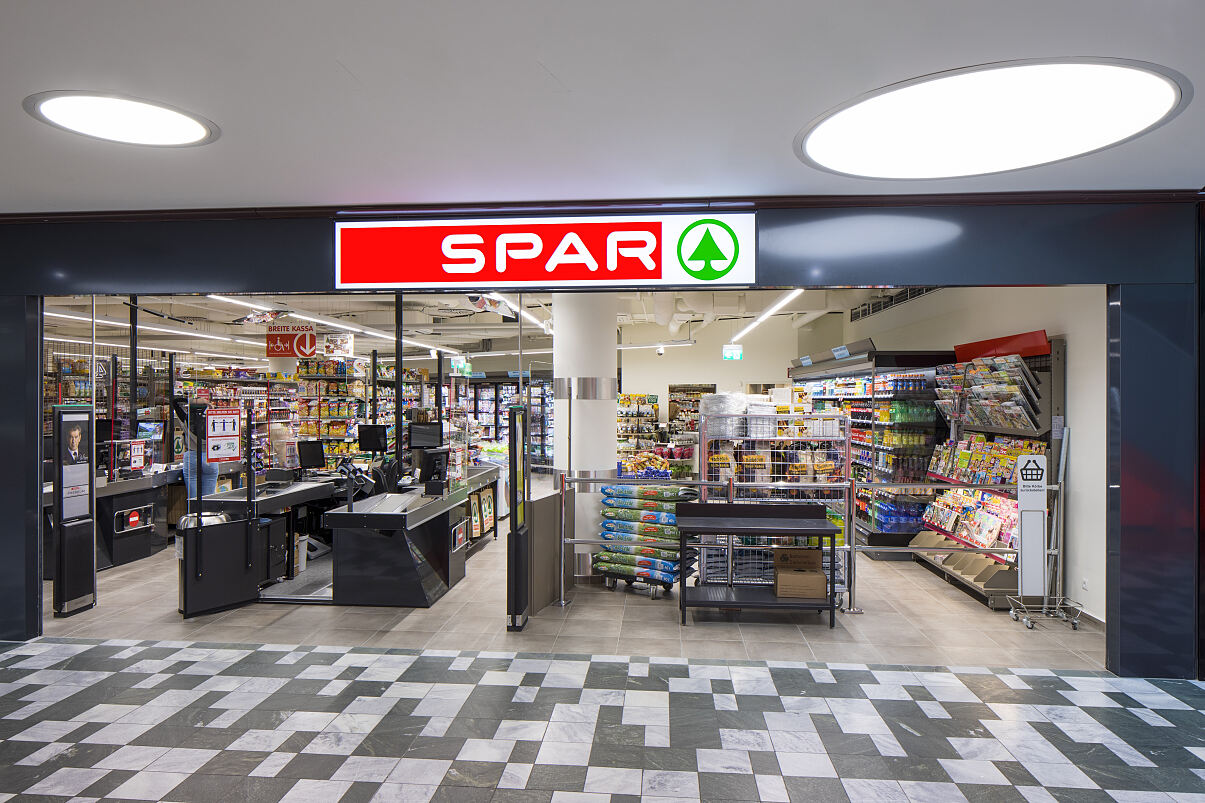 SPAR-Supermarkt in der Arcade Meidling