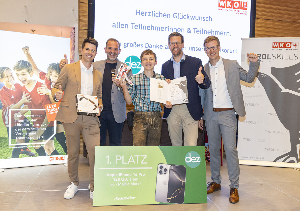 PR Foto 2 Hannes Naschberger Landessieger Tyrol Skills SPAR Stadler