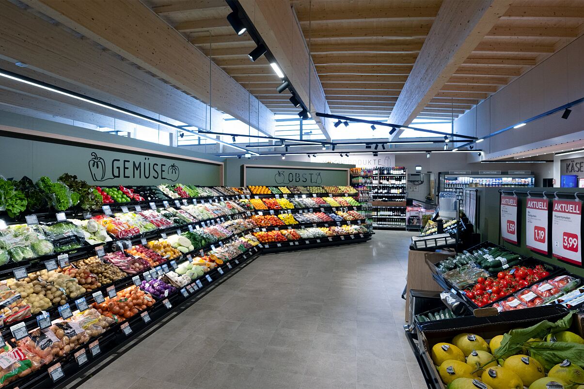 PA SPAR Eröffnung Niederau Blick in den Markt