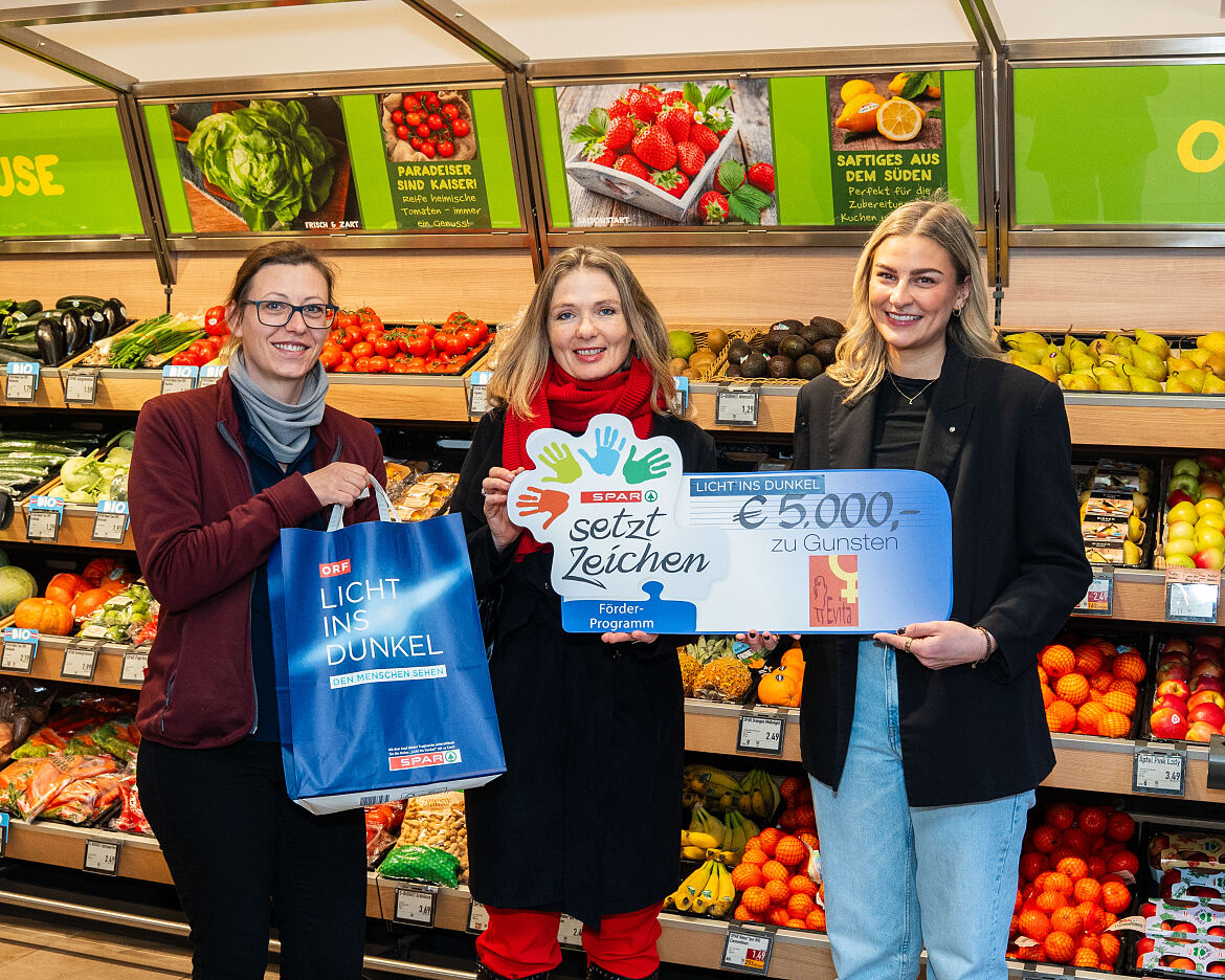 PR-Foto Spendenübergabe LiD SPAR Evita Kufstein
